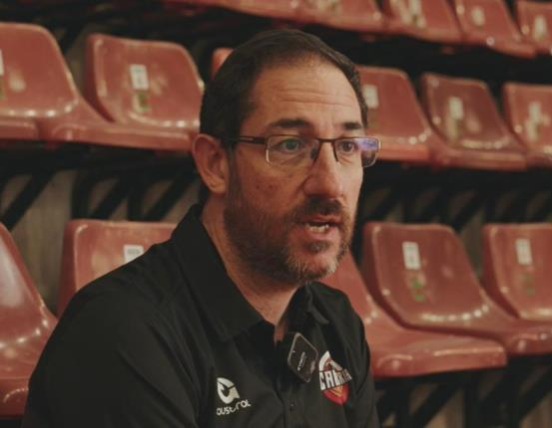 Lolo Encinas, entrenador de Grupo Alega Cantabria / Hugo Gómez